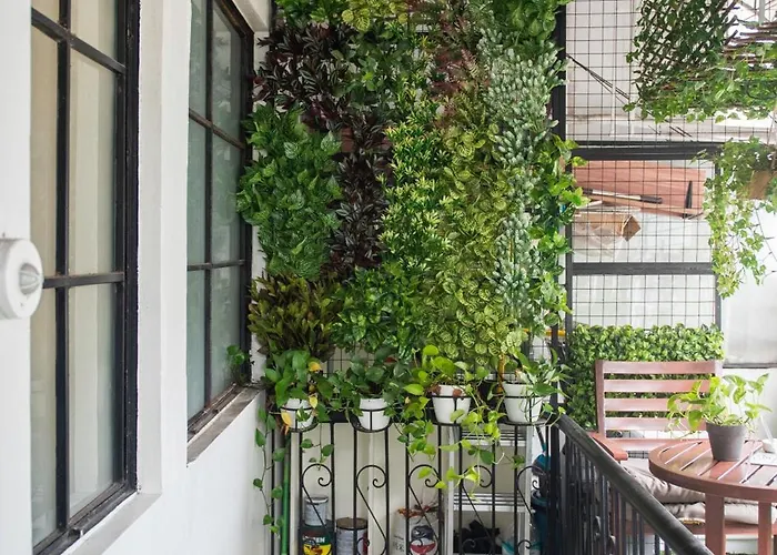 Accommodatie bij particulieren Homey And Cozey Poblacion Makati S01 Manilla
