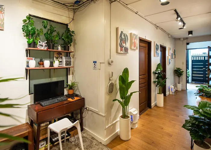 Homey And Cozey Poblacion Makati S01 Manilla